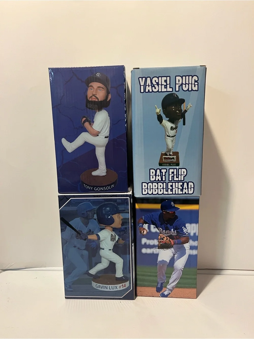 Bobblehead bundle Dodgers Quakes